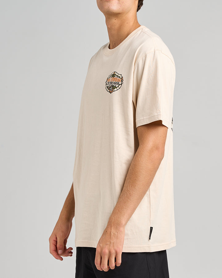 Mad Hueys THE TIKI CAPTAIN | SS TEE