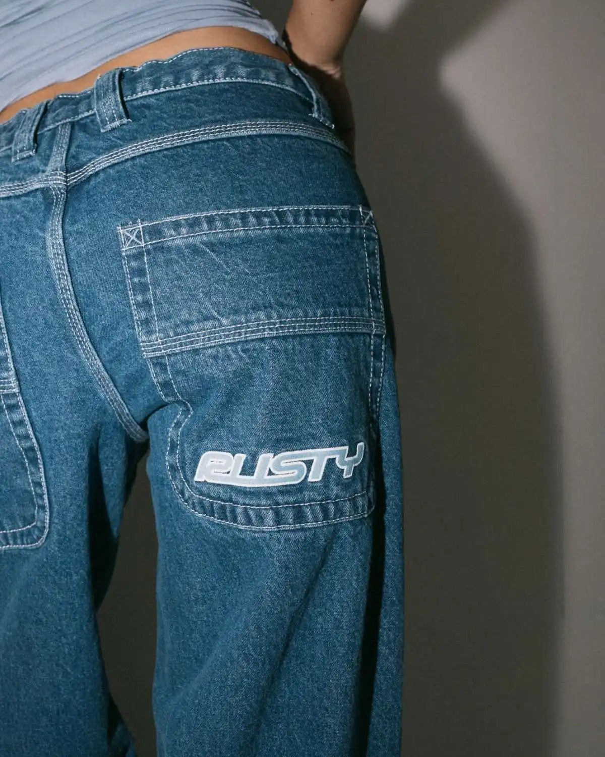 Rusty FLIP MOMMY LOW RISE JEAN