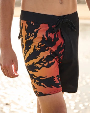 Mad Hueys Skull Spiral | Youth 16 Boardshort