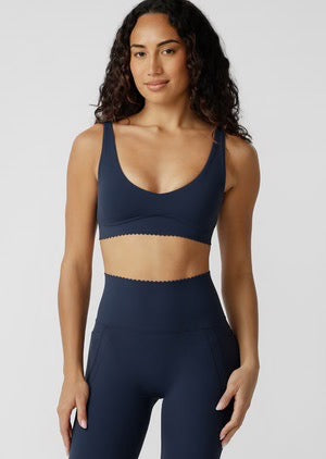 Lorna Jane Sweet Scallop Edge Sports Bra