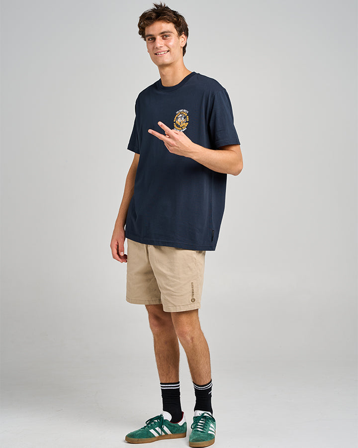 Mad Hueys TROPIC CAUGHT FK ALL | SS TEE