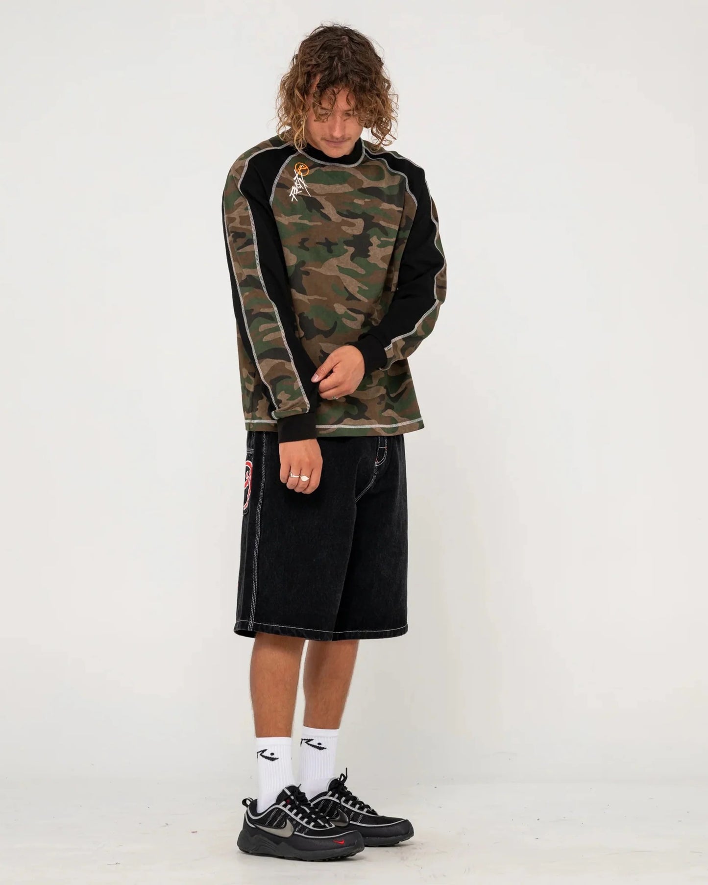 Rusty Woof Raglan Long Sleeve Tee