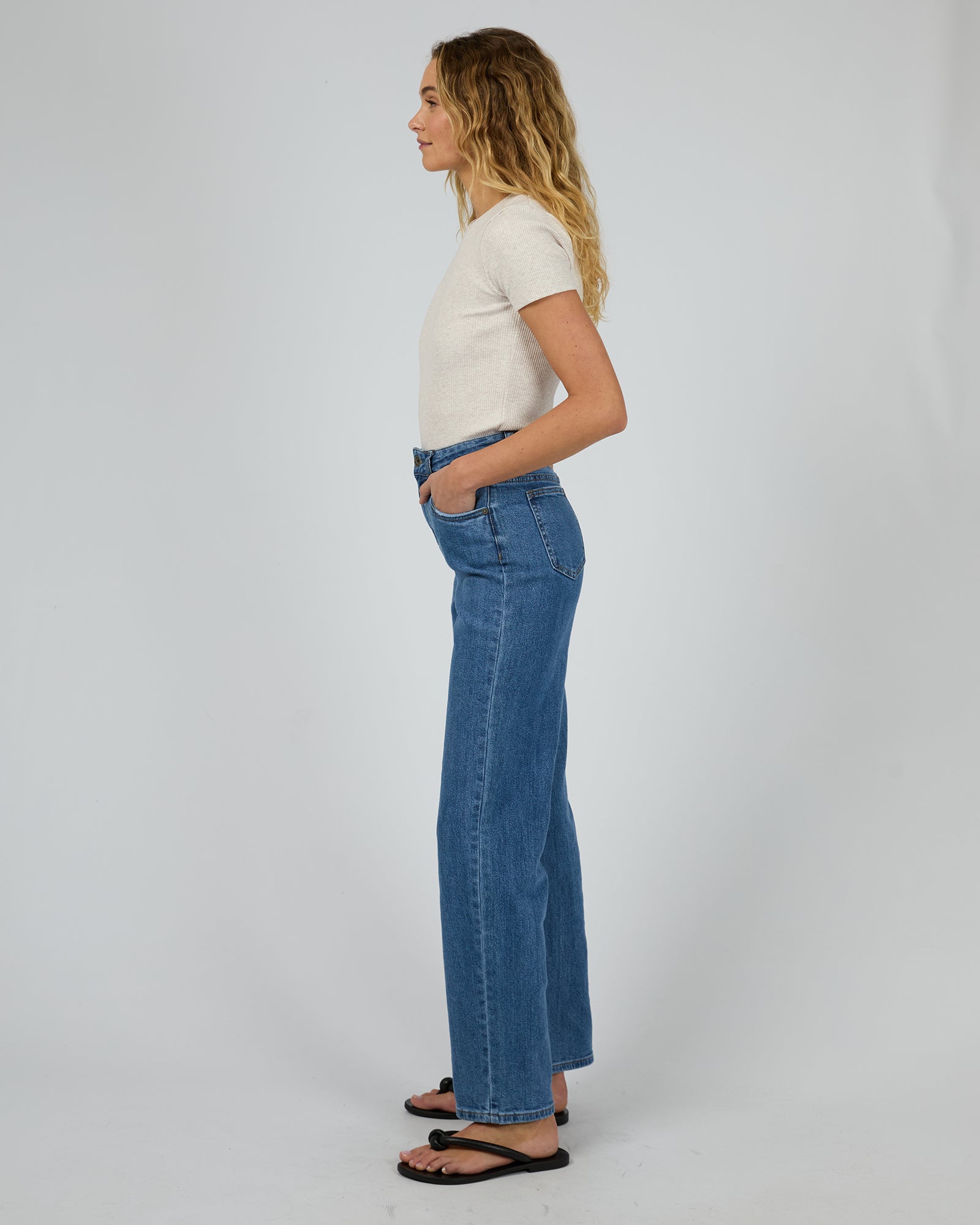 Silent Theory BELLA TEE
