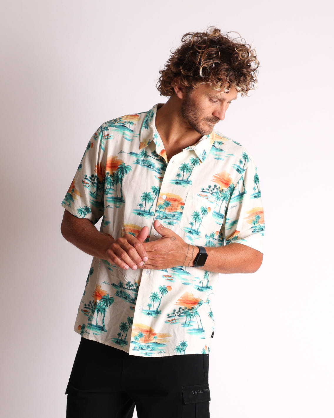 T & C Day Trip S/S Shirt