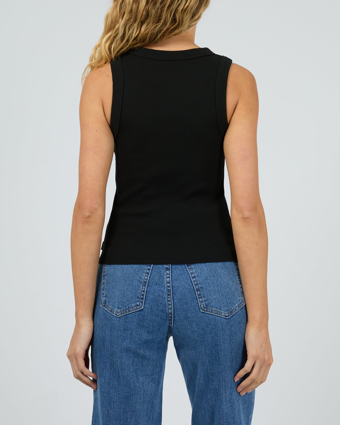 Silent Theory PIA TANK