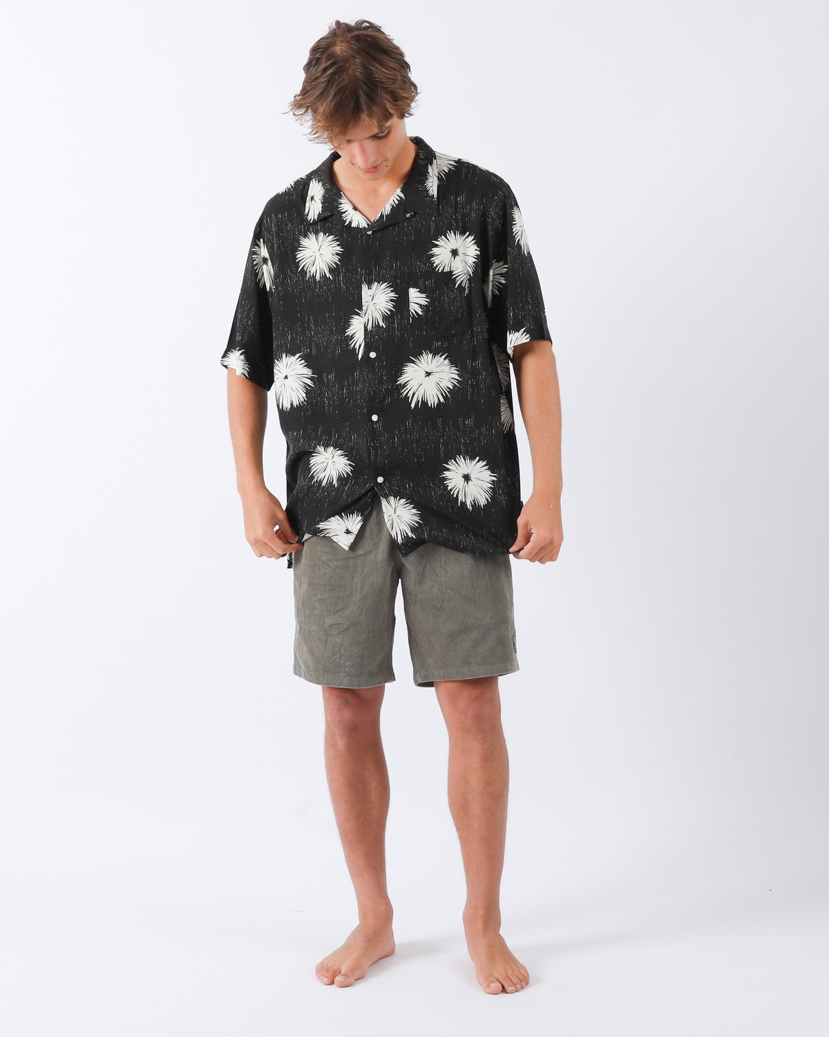 T & C Whaler Cord Short